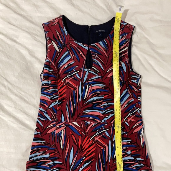 Vibrant leaf pattern sheath dress - Picture 2 of 9